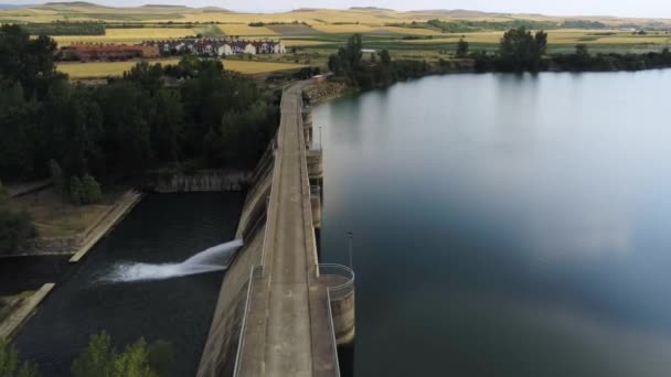 Flygfoto Över Floden Landsbygden — Stockvideo