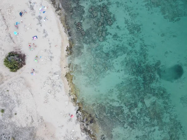 Een Uitzicht Vanuit Lucht Turquoise Zeewater Aan Het Strand — Stockfoto