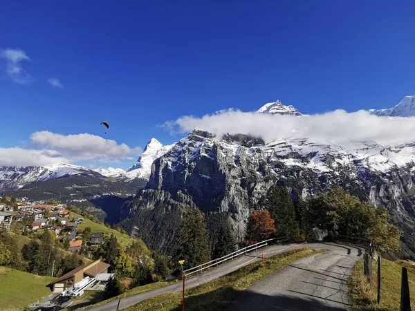 Aldeia Lauterbrunnen Alpes Berneses Suíça — Fotografia de Stock