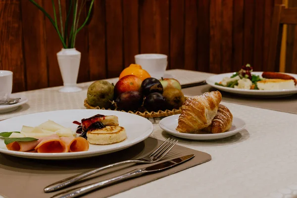 Una Hermosa Foto Restaurante Con Interior Madera — Foto de Stock