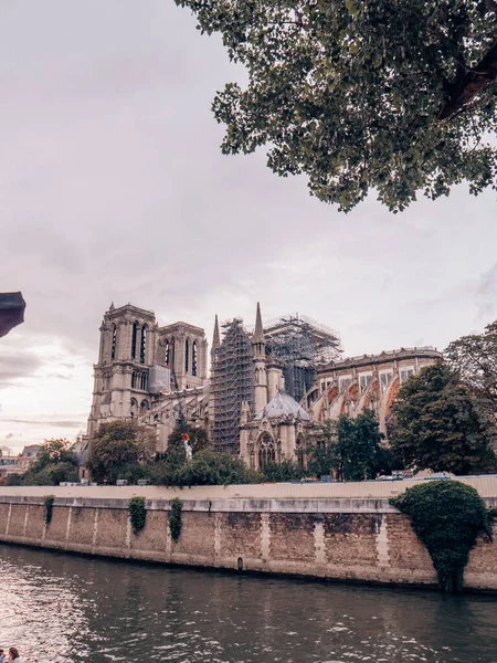 Μια Μαγευτική Θέα Του Καθεδρικού Ναού Notre Dame Paris Τον — Φωτογραφία Αρχείου