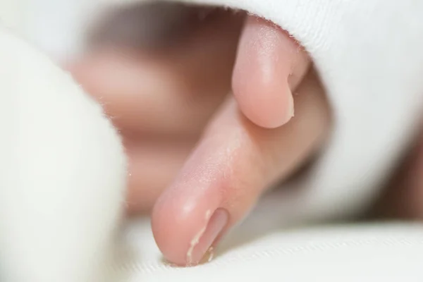 Macro Shot Newborn Baby Hand White Cloth — Stock Photo, Image