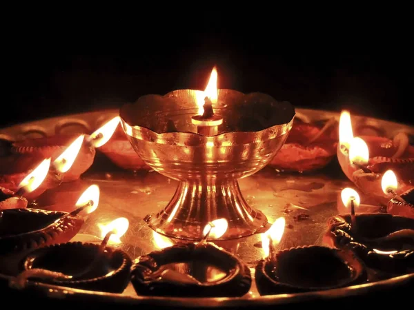 Lumânare Aprinsă Timpul Lămpii Festivalului Diwali Din India — Fotografie, imagine de stoc