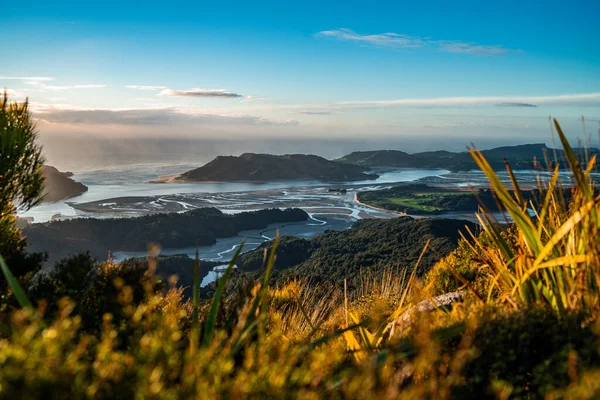 Jam Keemasan Matahari Terbenam Atas Bukit Bukit Knuckle Zealand Baru — Stok Foto