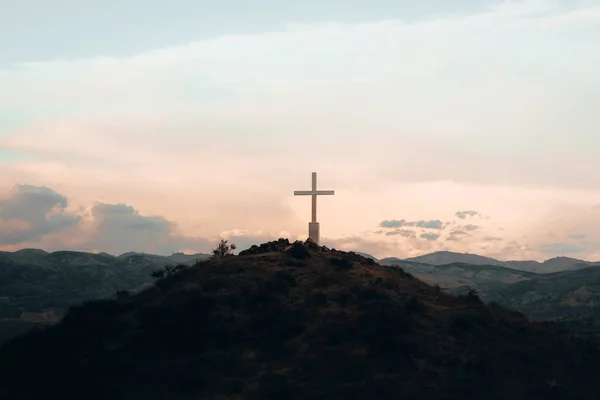 Foto Tramonto Cross Una Montagna Nella Simi Valley California — Foto Stock