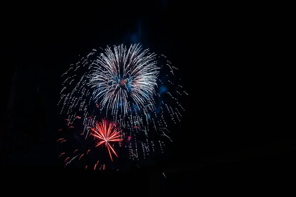 Scenic View Fireworks Illuminates Sky Dazzling Display — Stock Photo, Image