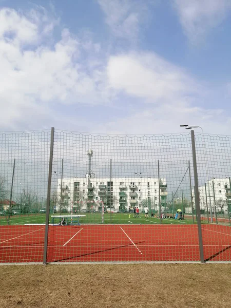 Poznan Polen März 2021 Hoher Zaun Vor Einem Sportplatz Der — Stockfoto