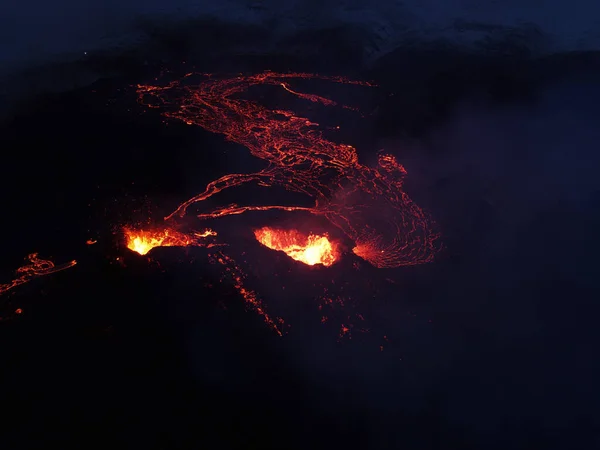 冰岛Fagradalsfjall火山的夜景 — 图库照片