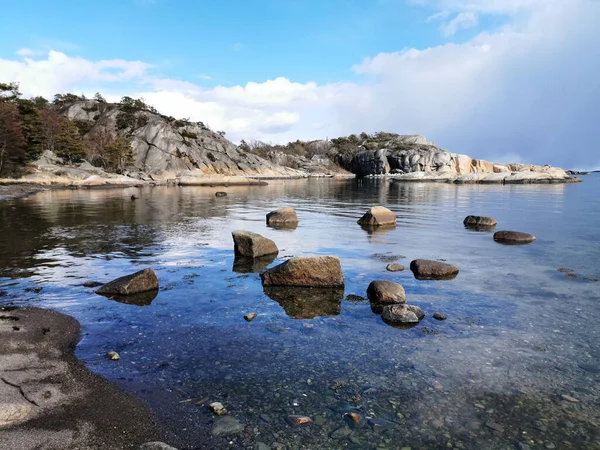 Grupo Rocas Varadas Agua Ranvika Noruega —  Fotos de Stock