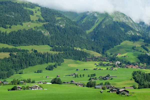 Het Beroemde Landelijke Zwitserland Met Zijn Hoge Toppen Prachtige Wolkenlandschappen — Stockfoto