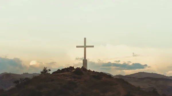 Kaliforniya Simi Vadisi Ndeki Bir Dağda Cross Günbatımı Fotoğrafı — Stok fotoğraf