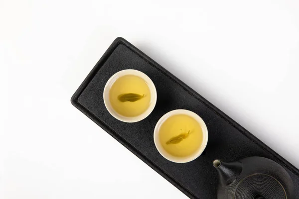 Fejünk Felett Friss Tea Szolgált Egy Japán Teáskészlet Elszigetelt Fehér — Stock Fotó