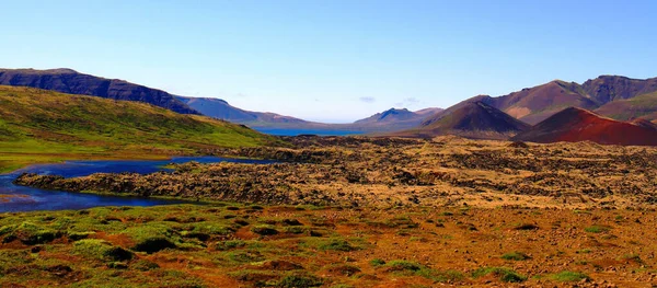 Φύση Γύρω Από Λόφο Helgafell Στην Ισλανδία — Φωτογραφία Αρχείου