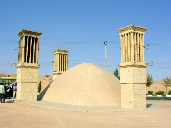 Yazd Iran Października 2007 Wieże Łapiące Wiatr Yazd Iran Zawierające — Zdjęcie stockowe