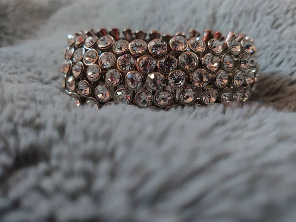 Closeup Shot Vintage Rhinestone Bracelet Soft Fabric — ストック写真