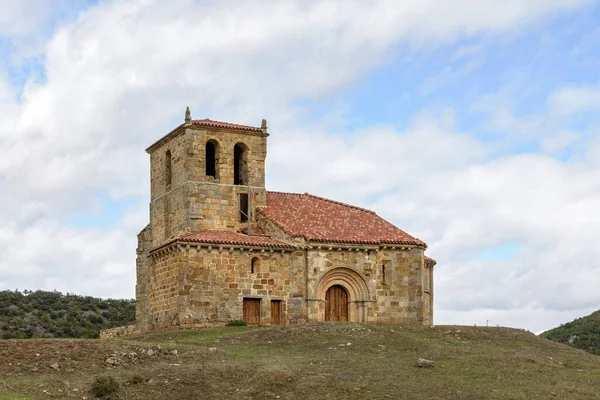 Festői Kilátás Nyílik Román Templom Quintanarruz Burgos Spanyolország — Stock Fotó