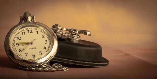 Een Studio Shot Van Kwarts Zakhorloge — Stockfoto