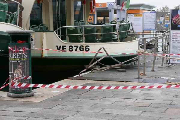 Venise Italie Nov 2019 Lors Grande Inondation Deux Autobus Nautiques — Photo