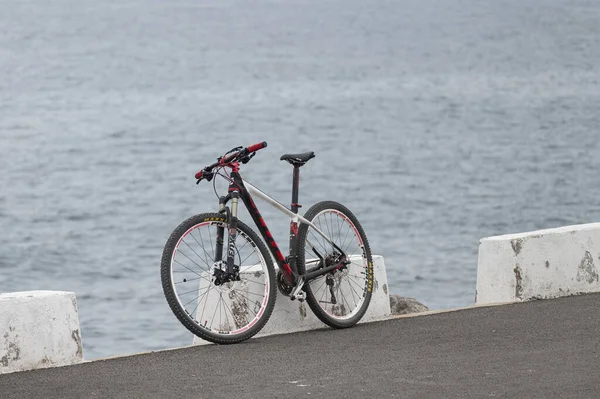 Barcelona España 2021 Barcelona España 2021 Bicicleta Montaña Estacionada Frente — Foto de Stock