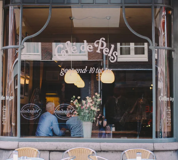 Amsterdam Netherlands Jun 2019 Horizontal Shot People Talking Eating Cafe — Stock Photo, Image