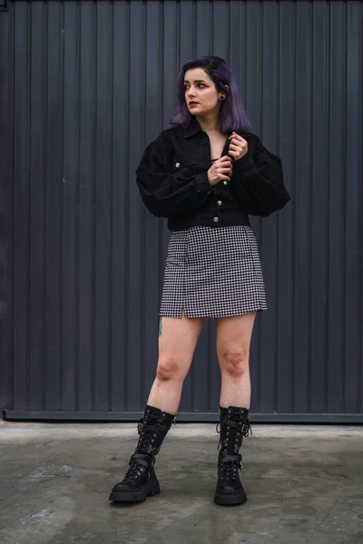 Vertical Shot Stylish European Female Purple Hair — Stock Photo, Image