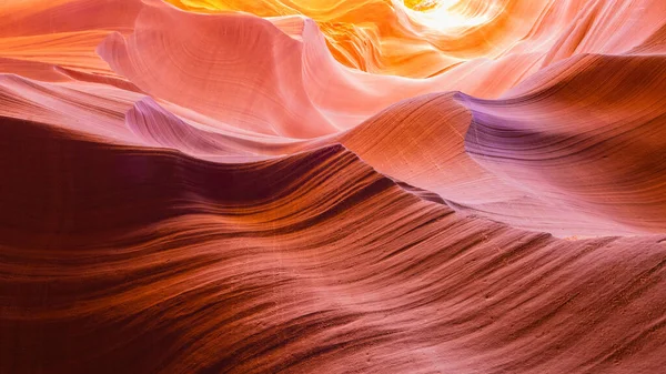 Una Bella Vista Dell Interno Della Grotta Con Luce Solare — Foto Stock