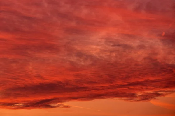 Dramati Rojo Naranja Puesta Sol Vista Cielo —  Fotos de Stock