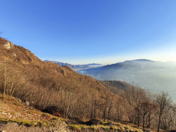 Ein Atemberaubender Blick Auf Das Naturschutzgebiet Monte Barro Und Die — Stockfoto