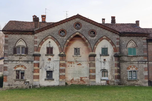 Une Vieille Bâtisse Altérée Sur Une Min Lombardie Italie — Photo