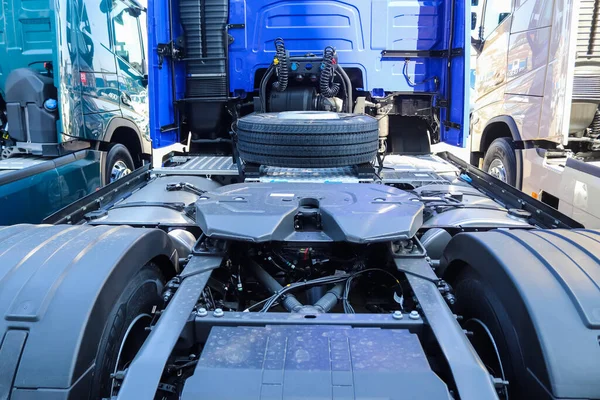 Киель Германия Апреля 2021 Новый Грузовик Volvo Ждет Стоянке — стоковое фото