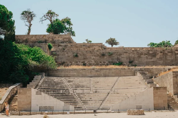 Antico Stadio Rodi Rodi Grecia Con Alberi Verde Scuro Cielo — Foto Stock