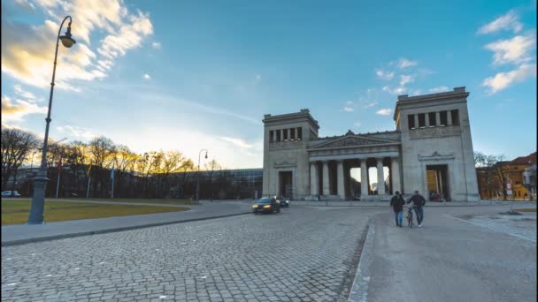 Vista Del Tráfico Calle Ciudad Grande Día Soleado Timelapse — Vídeos de Stock