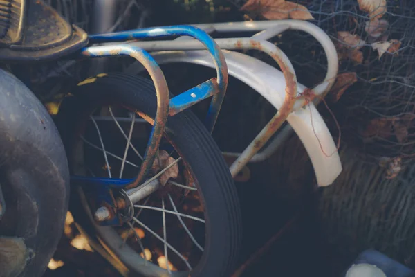 Enfoque Selectivo Una Bicicleta Vieja —  Fotos de Stock