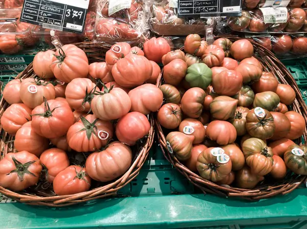 Cadiz Hiszpania Kwietnia 2021 Owoce Warzywa Hiszpańskim Supermarkecie — Zdjęcie stockowe