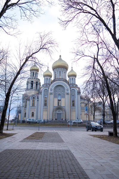Vertikální Záběr Ortodoxního Kostela Michala Konstantina Vilniusu Litva — Stock fotografie