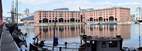 Liverpool Reino Unido Abr 2021 Panorama Los Muelles Reales Albert —  Fotos de Stock