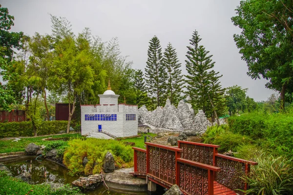 Malowniczy Widok Modlitewnej Świątyni Parku — Zdjęcie stockowe