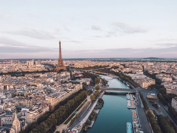 Hermoso Paisaje Del Paisaje Urbano París Francia Bajo Cielo Nublado — Foto de Stock