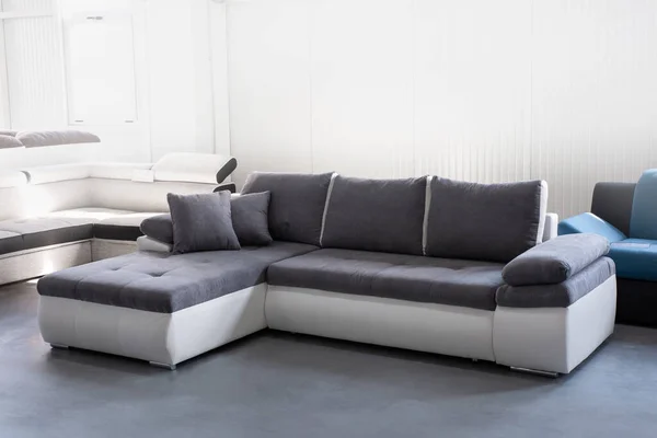 Een Close Shot Van Sofa Een Meubelzaak — Stockfoto