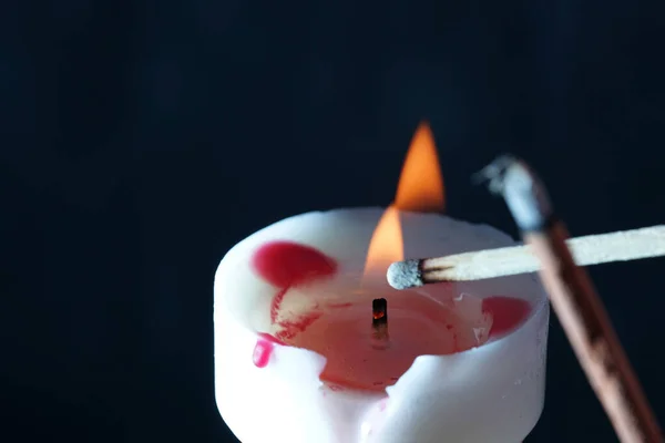 Closeup Burning Candle Matchsticks Isolated Black Background — Stock Photo, Image