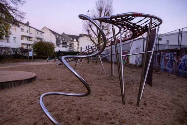 Paisaje Con Parque Infantil Toboganes Duisburgo Del Norte Alemania — Foto de Stock