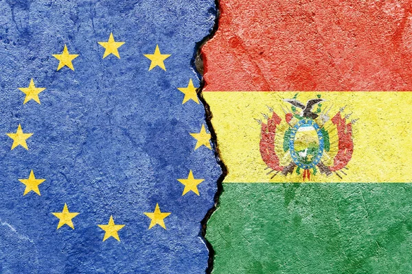Ilustrace Vlajek Bolívie Oddělených Prasklinou Konfliktem Nebo Srovnáním — Stock fotografie