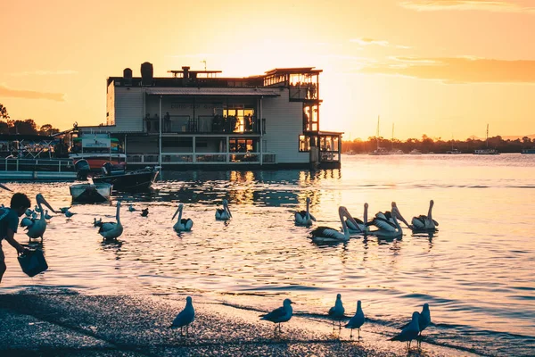 Noosa Australia Apr 2021 Φωτογραφίες Ηλιοβασιλέματος Στη Ράμπα Του Σκάφους — Φωτογραφία Αρχείου