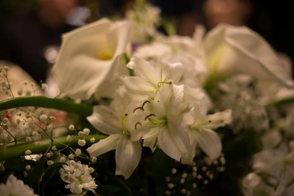 Een Close Shot Van Een Wit Boeket Als Een Wedding — Stockfoto