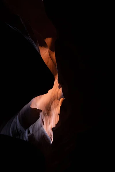 Una Splendida Vista Incredibili Formazioni Arenaria Nel Famoso Antelope Canyon — Foto Stock