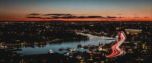 Ein Atemberaubendes Nächtliches Stadtbild Mit Beweglichen Lichtern Von Sydney Australien — Stockfoto