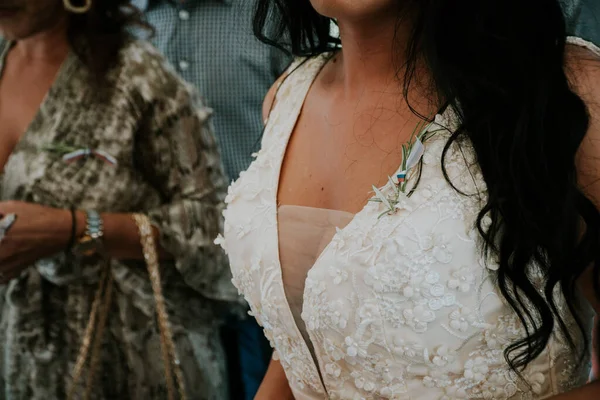 Närbild Detaljer Bröstet Bröllopsklänning — Stockfoto