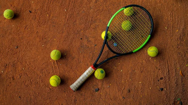 Tenis Raketinin Tenis Kortunun Üst Görüntüsü — Stok fotoğraf