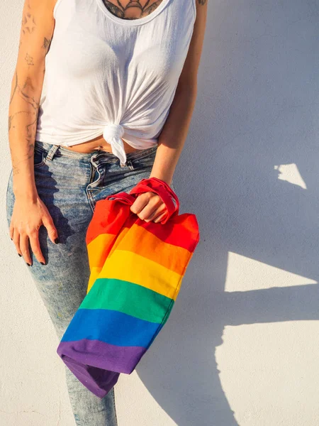 Vertical Shot Woman Tattoos Holding Tote Bag Pride Flag Print — Stock Photo, Image