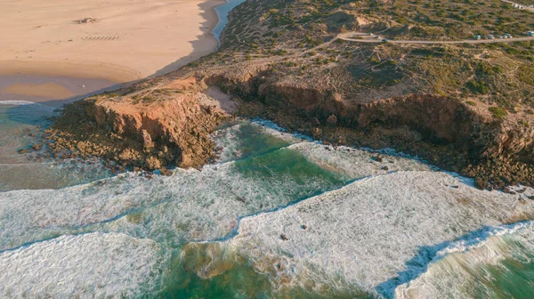 Belas Praias Atlânticas Falésias Algarve Portugal Num Dia Ensolarado Verão — Fotografia de Stock